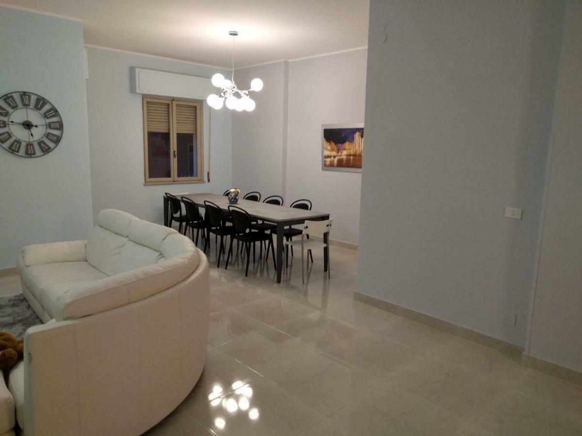 Casa Bella - 3 Baths - Walk To Ortigia Apartment Syracuse Exterior photo